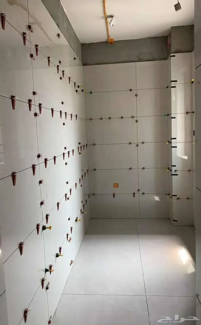 Ceramic Tile Installer for Repair and Restoration 6