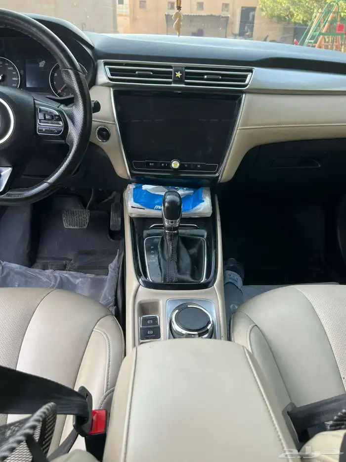 ام جي 5 10