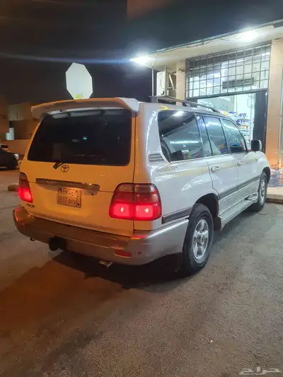 لاندكروزر 2001 فل كامل 3