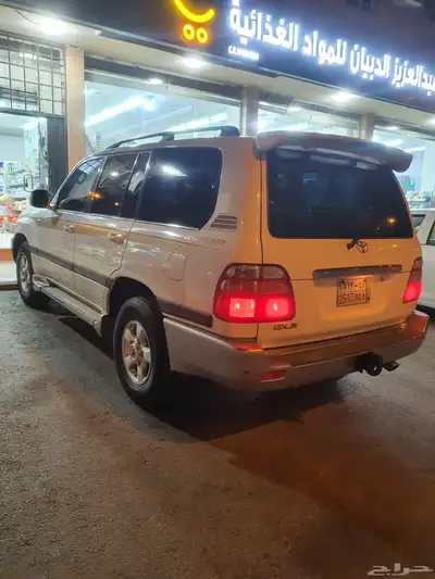 لاندكروزر 2001 فل كامل 4