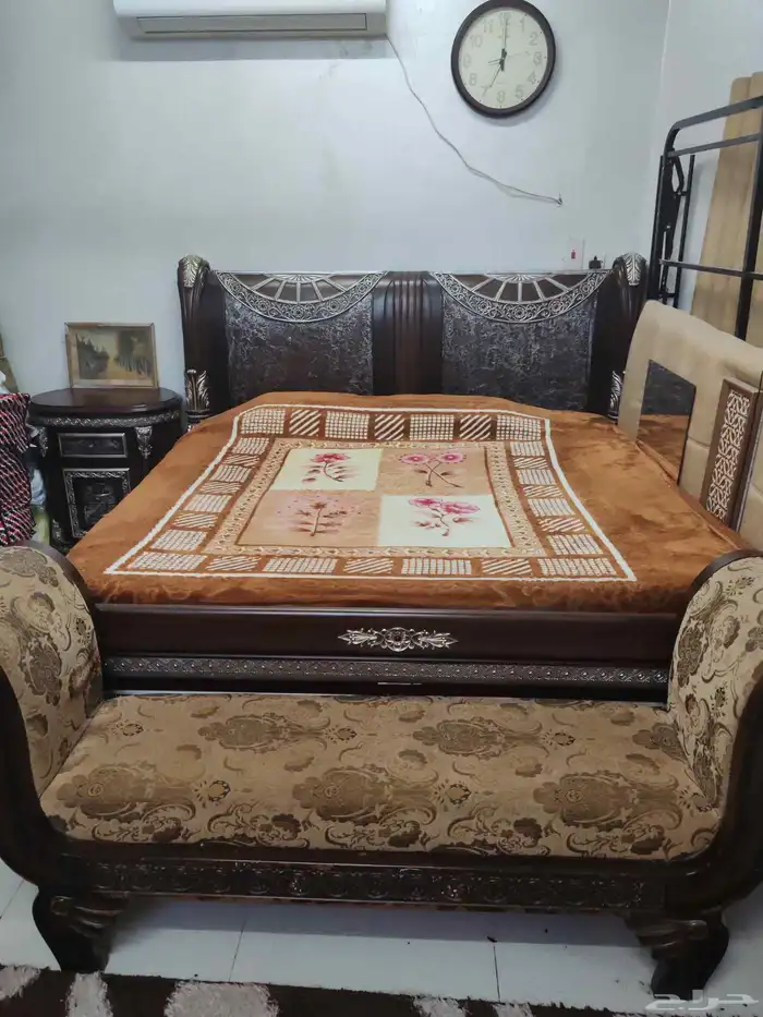 للبيع غرفة نوم فخمه شبه جديده ب 1500 2