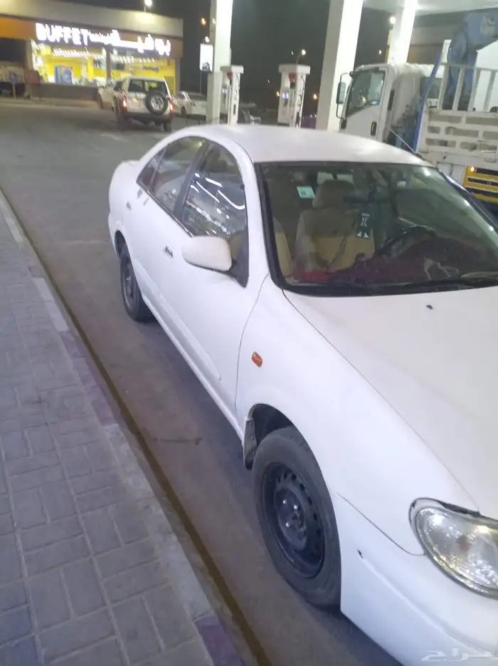 لي البيع نيسان صني 2005 2