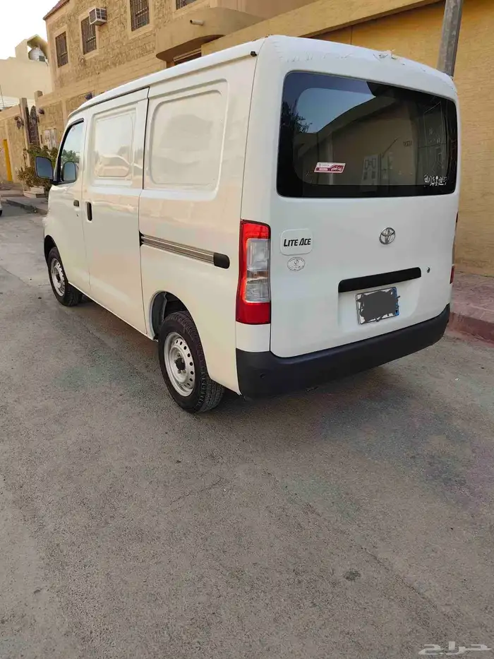 تويوتا باص بضاعة 2024 6