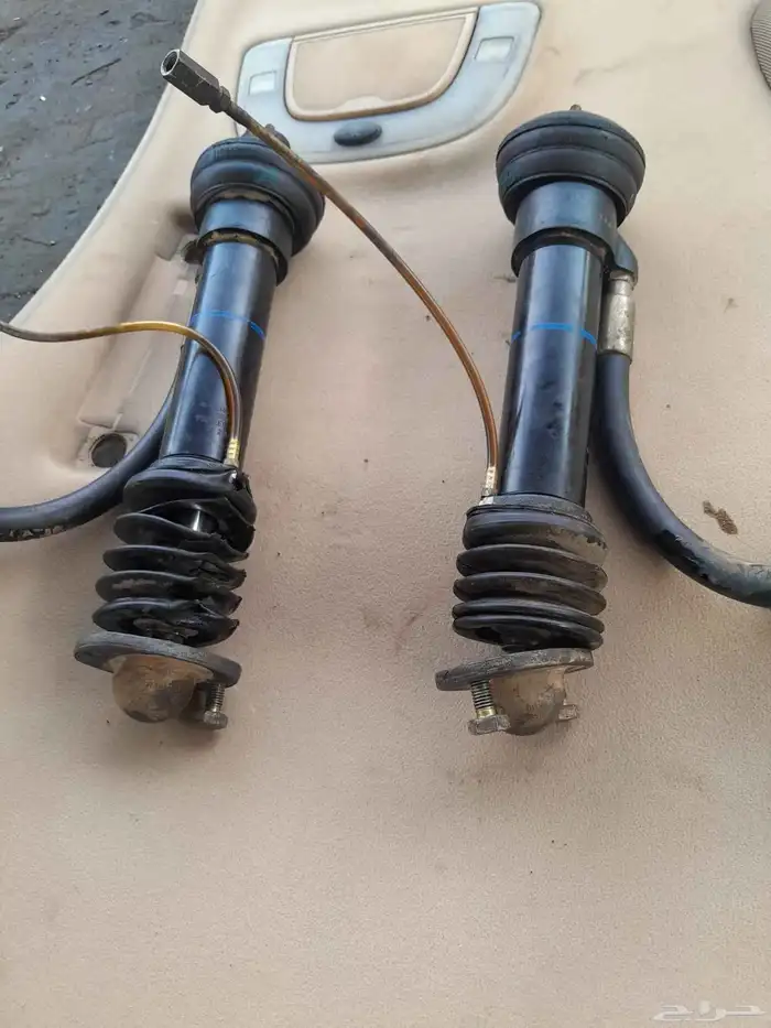 مسعدات مرسيدس هدروليك أمامي وخلفي أصلي وكاله كلشي سليم 8