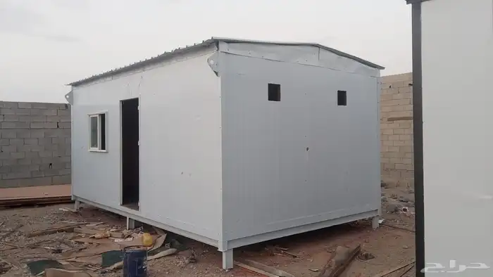 يوجدلدينابركسات جديدومستعمل جميع المقاسات 8