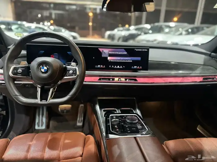 بي ام دبليو 760i 2023 2