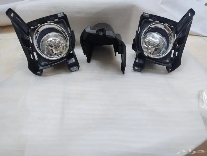 كشافات لاندكروزر 2012 إلى 2015 أصلي 1