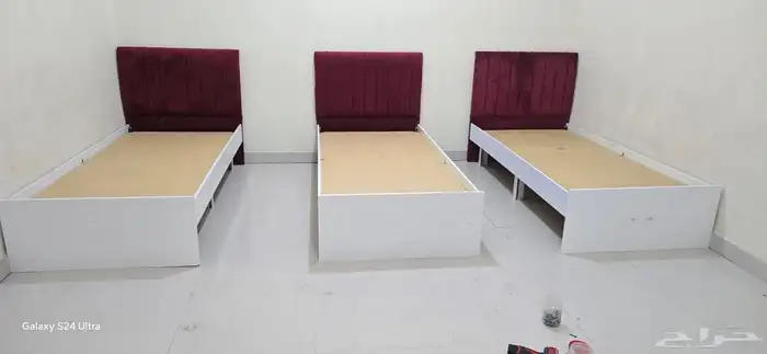 يوجد لدينا جميع انواع السرير النفر ونفر ونص للتواصل 05341649 0
