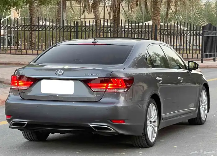 لكزس LS460 2013 فل امريكي 6