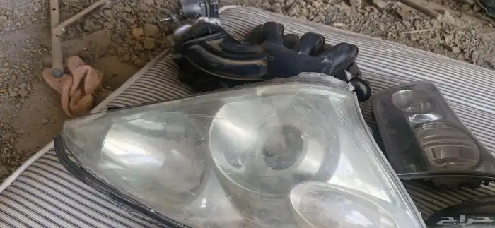 أغراض لكزس اركس 330 موديل 2003 2