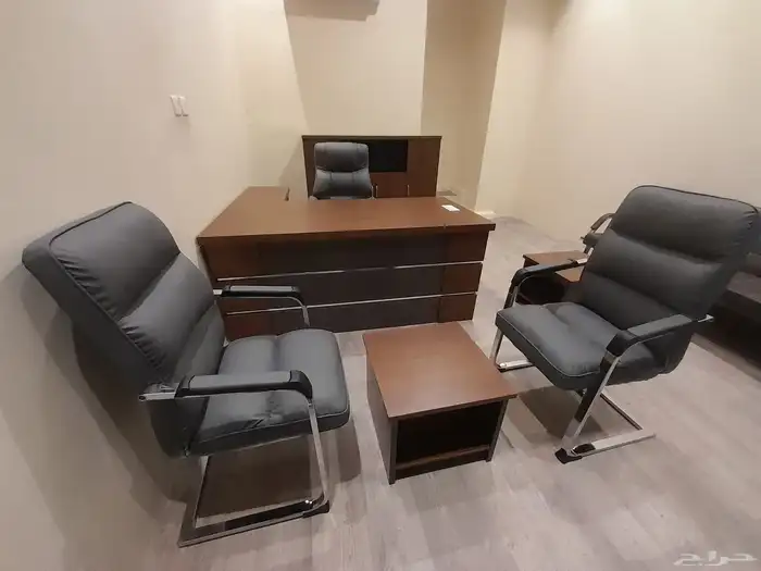 طاولة مكتب جديدة باللون الأبيض والبيج والعسل مع طاولة اجتماع 6