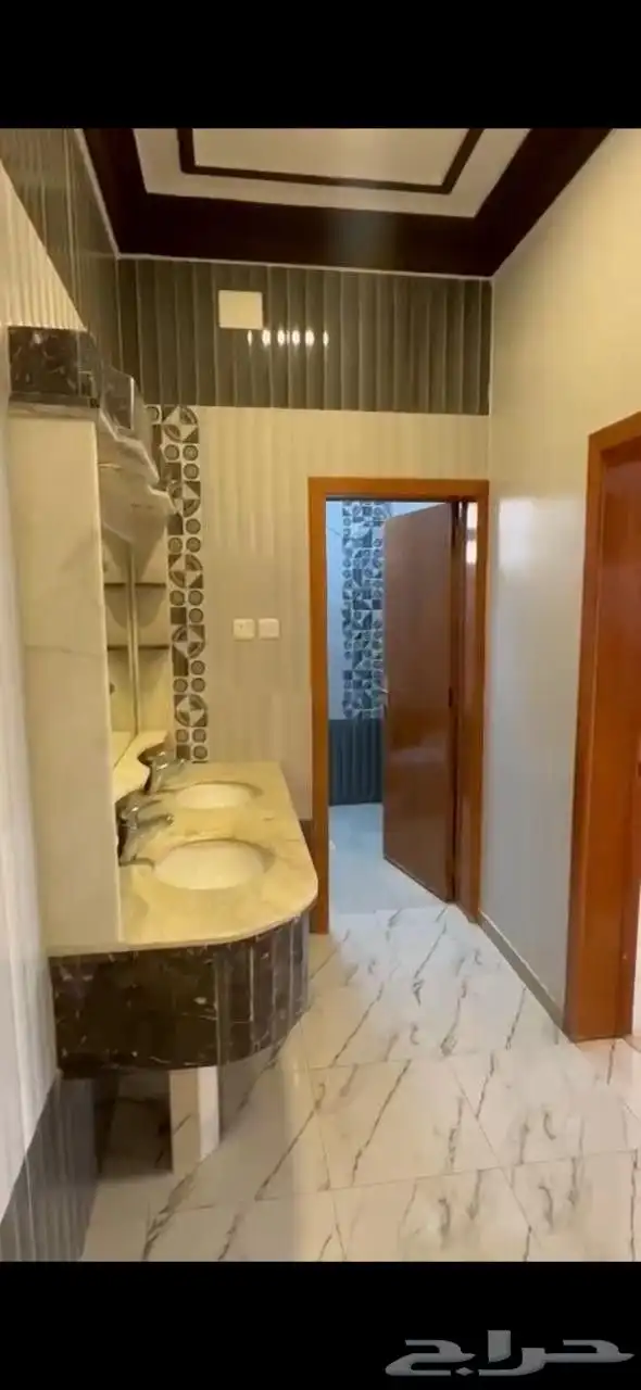 شقه للايجار سنوي ب1500 ابها تقاطع طريق الملك عبد الله المطار 5