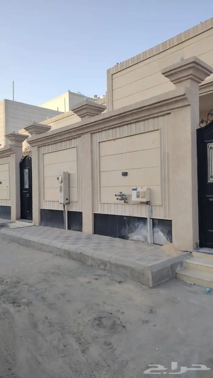 للبيع دور مؤسس على دور وثلاث شقق 500متر االعاشر17مليون450الف 1