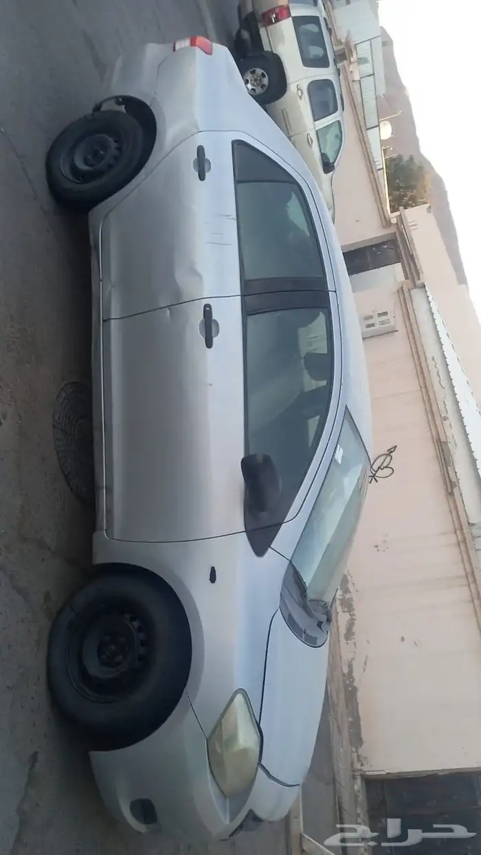 يارس 2008 اللون فضي للبيع 1