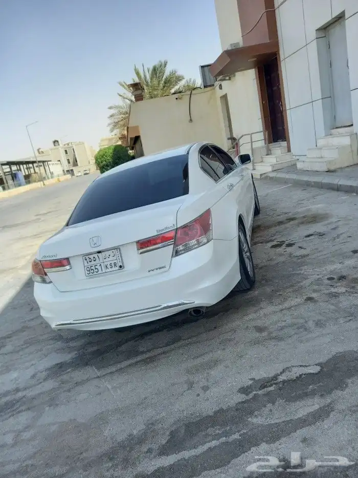اكورد موديل 2012 فل كامل للبيع 2