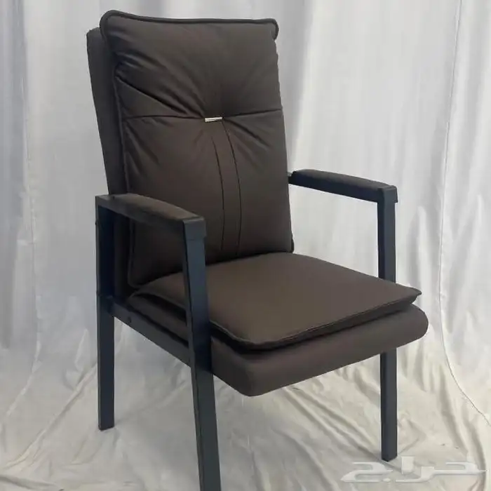 طاولة مكتب جديدة باللون الأبيض والبيج والعسل مع طاولة اجتماع 11