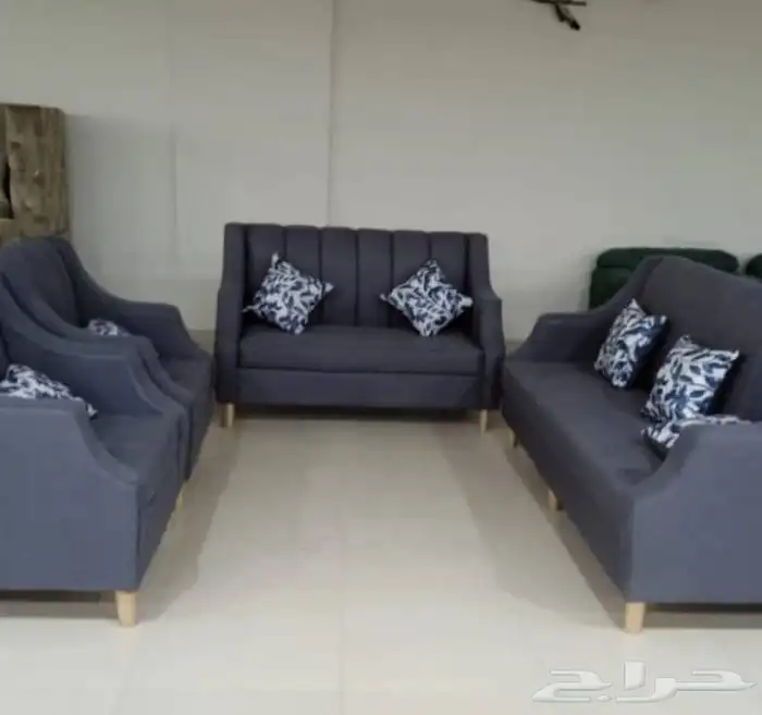 طقم كنب فاخر بجميع الألوان والتصاميم حسب الطلب 0