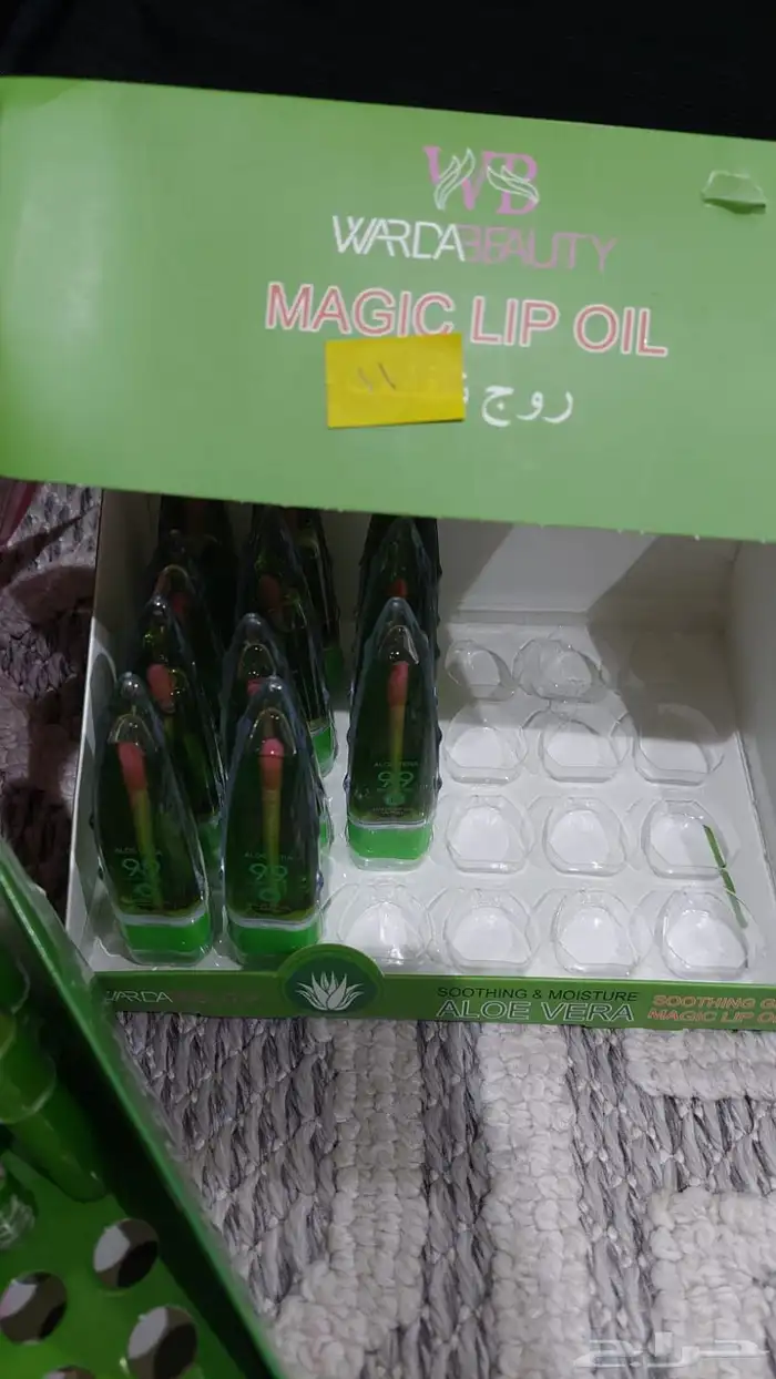 يوجد لدي مكياج من دبي تصفيه للبضائع 39