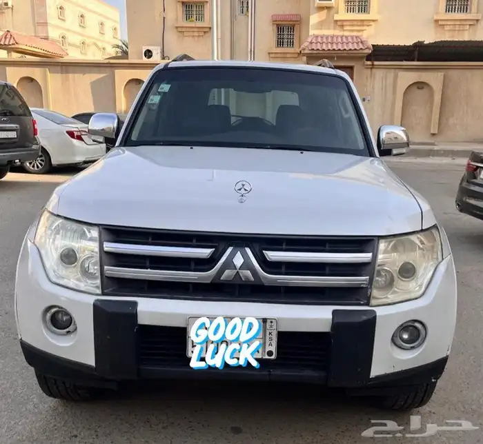 باجيرو 2007 ابيض لولي جده 5