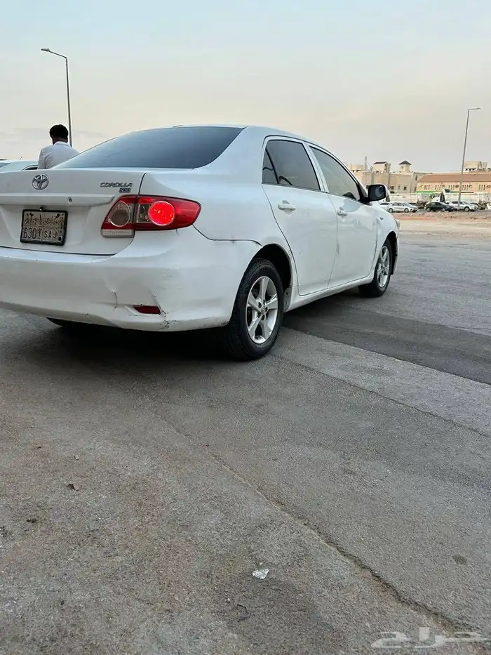 تويوتا كرولا 2013 XLi 4