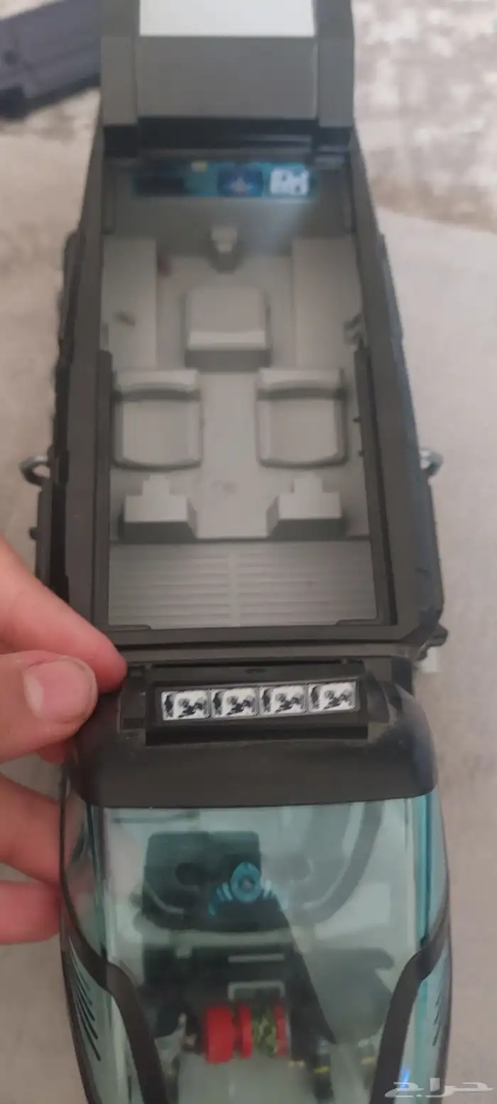 لعبة بلايمو بيل مكونة من بيت شرطة و هليكوبتر و سيارة و مدرعة 2