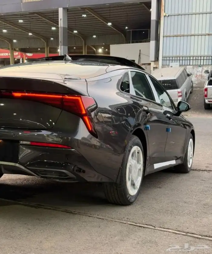 كيا K5 ستاندر مطور بانوراما بصمة2025 4