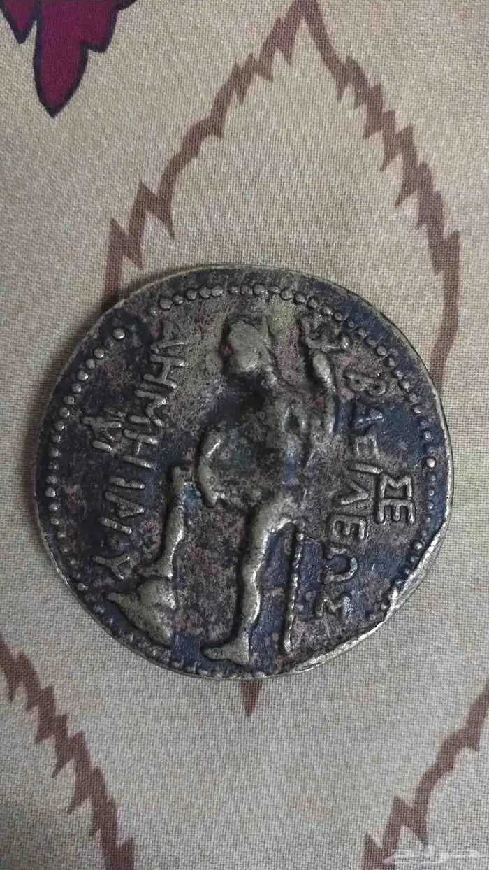 عملات وتذكاريات قديمه 1