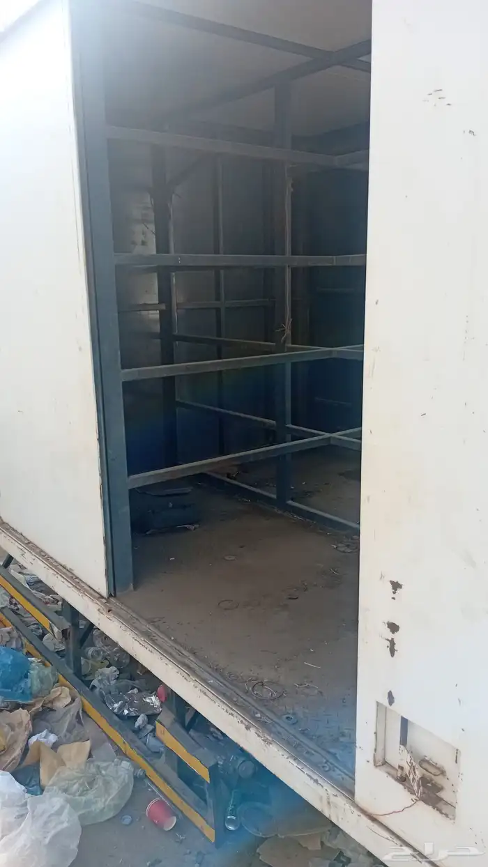 حافظه ثلاجه مستعمله نضيفه كانت راكبه على دينه وعندي صندوق ح 1