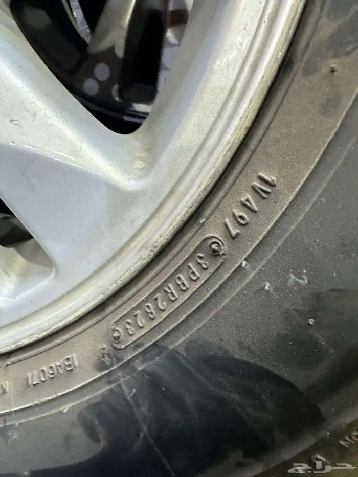 كفرات دنلوب ياباني مقاس 275.65.17 مع جنوط 5