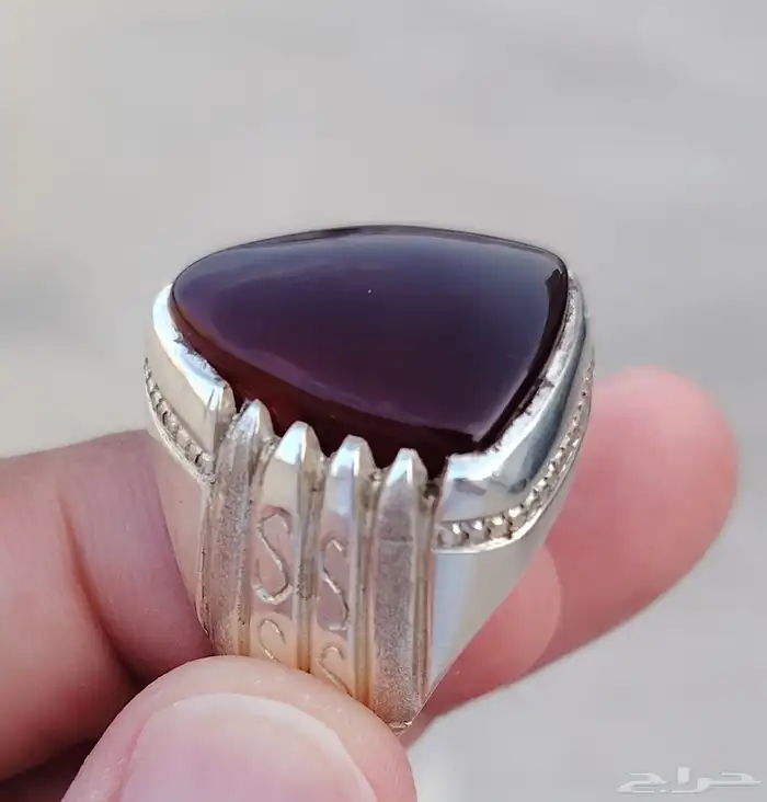 خاتم فضه بحجر عقيق يمني كرزي مقاس 22 3