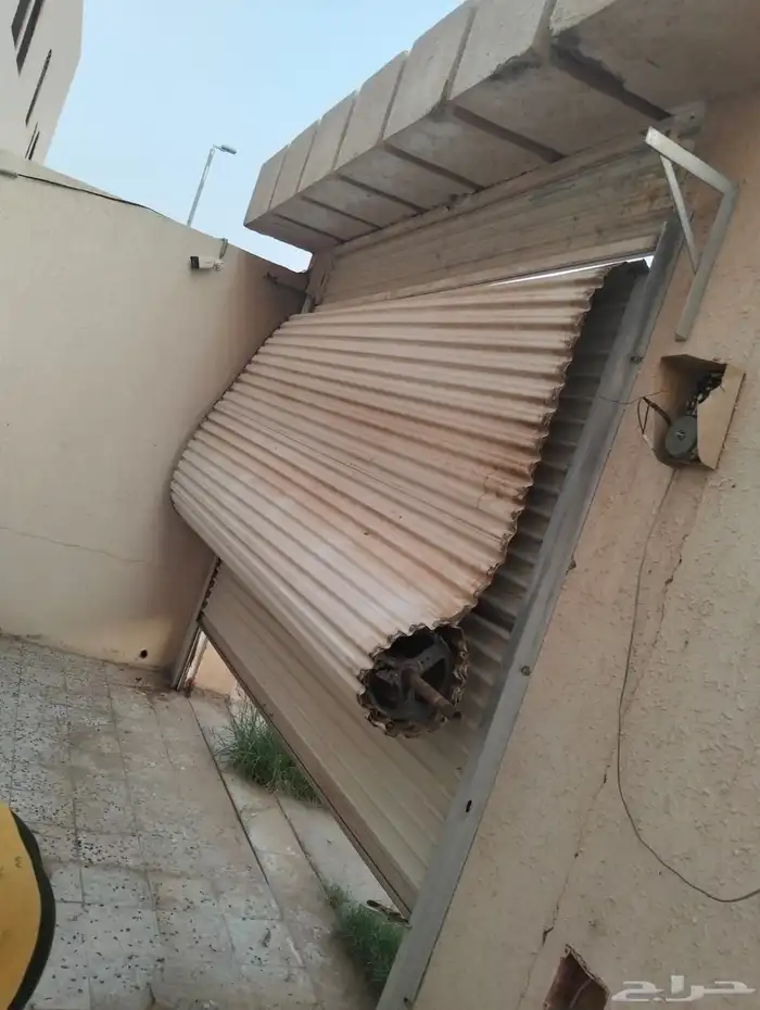صيانه ابواب الجراش ابواب رول تتغير ماكينه كنترول ريموت كنترو 4