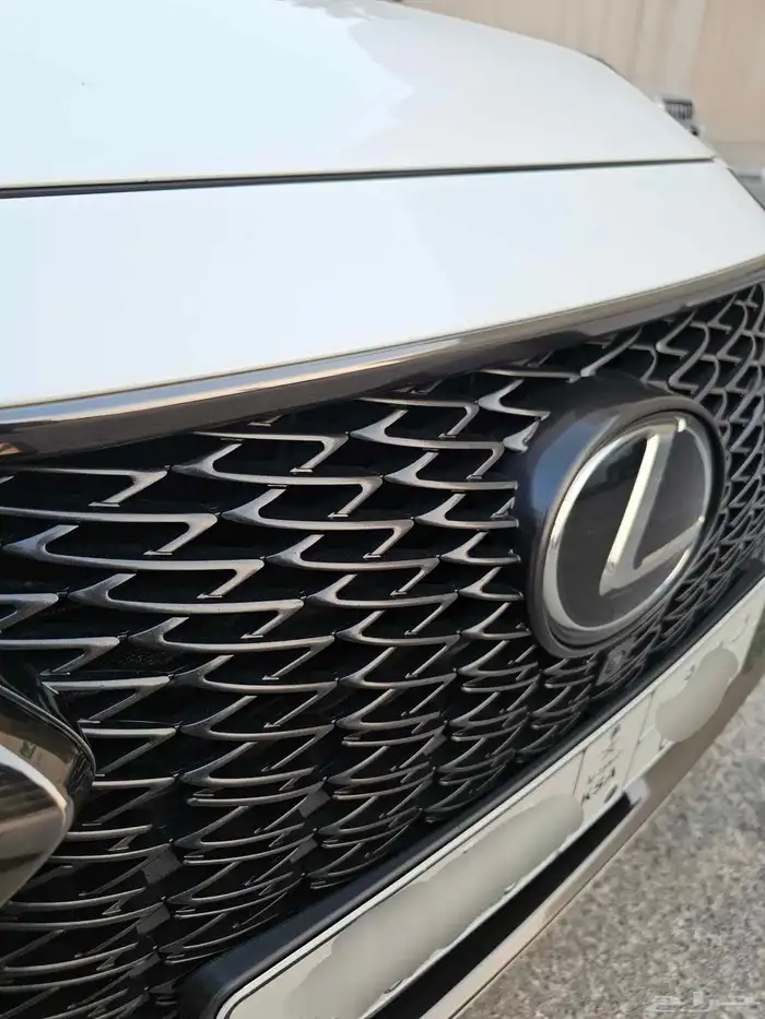 لكزس ES 350 اف سبورت 2023 وكالة 39