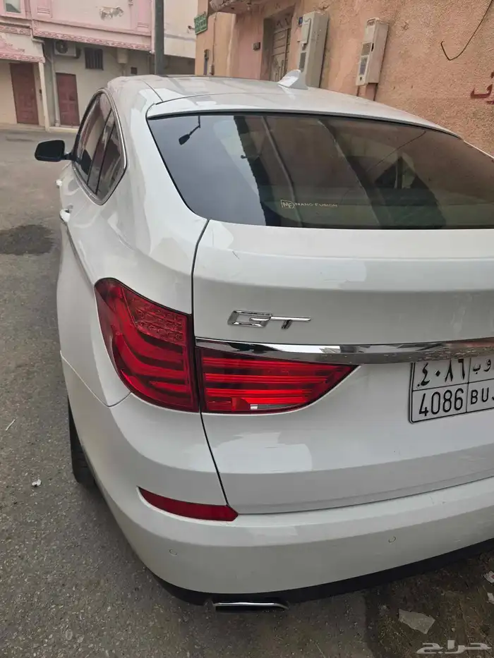 BMW 550i موديل 2013 بحاله ممتازه 2
