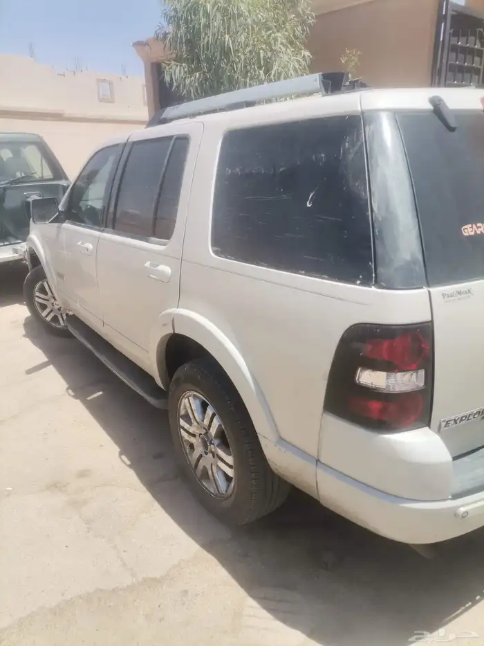 إكسبلورر واصل 2900 سوم ونظيف شغال والبيع قريب 0