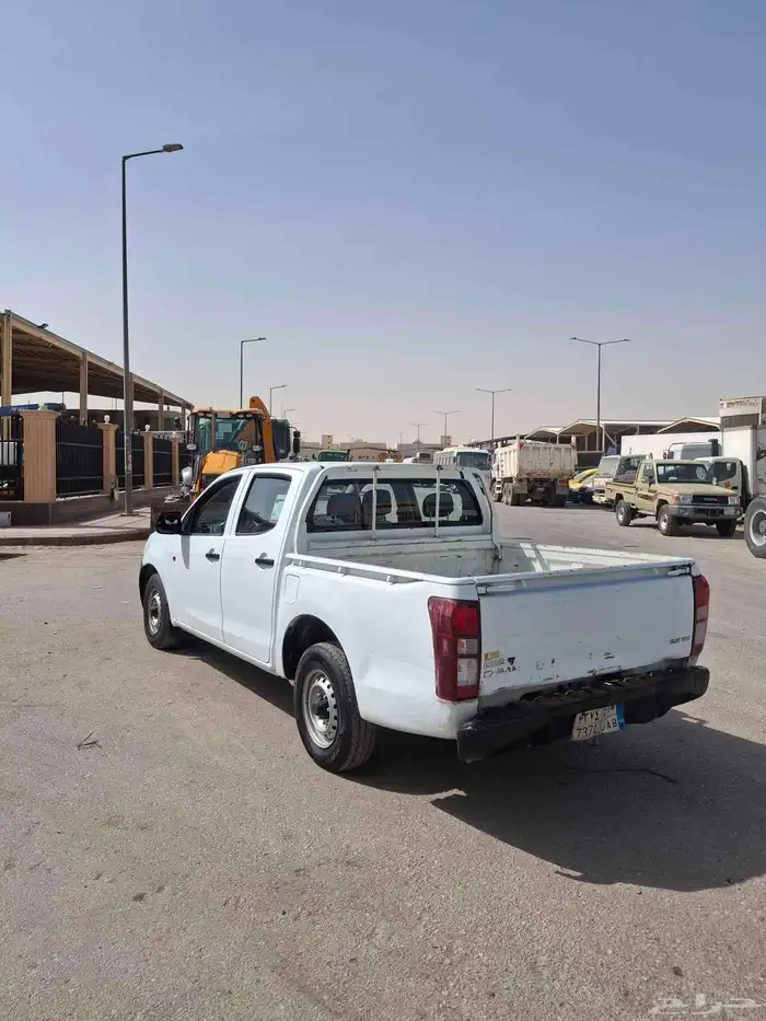 ونيت ايسوزو مديل 2015 4
