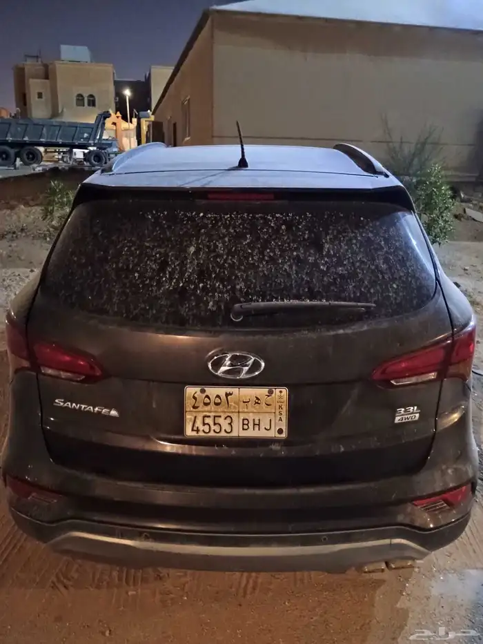 سيارة سنتافي فتخت سقف موديل 2016 للبيع 5
