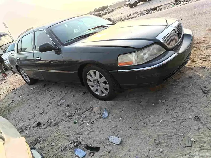 لينكون 2003 تشليح قطع غيار 1