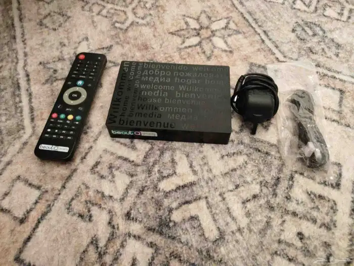 رسيفر بي اوت معا الريموت كنترول وا HD 0