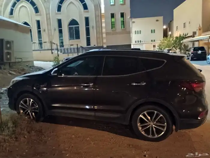 سيارة سنتافي فتخت سقف موديل 2016 للبيع 0