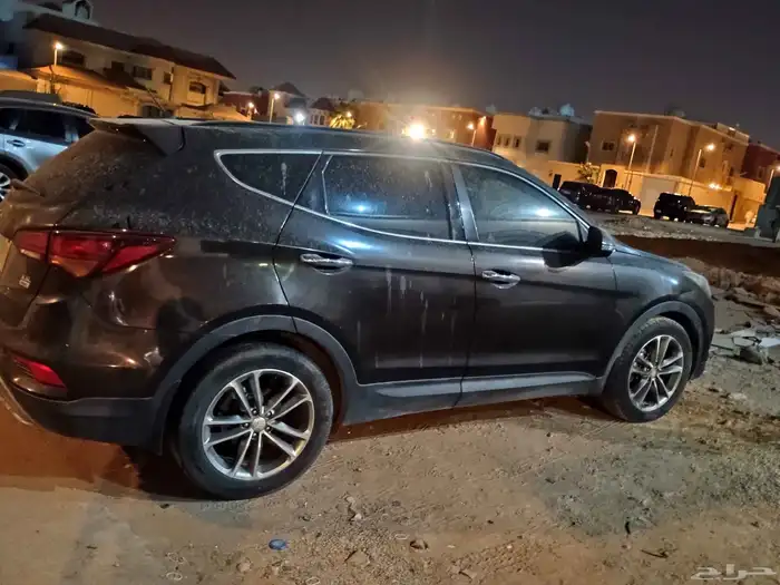 سيارة سنتافي فتخت سقف موديل 2016 للبيع 1