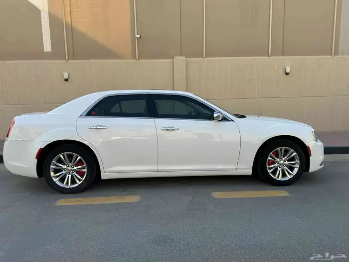 كرايسلر C300 فل اوبشن 6سلندر 2016 9