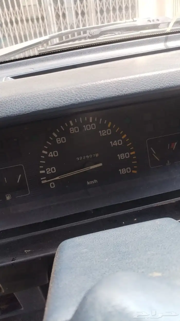 للبيع سيارة ميتسوبيشي موديل91 4