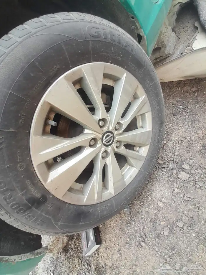 نيسان التيما 2013 1