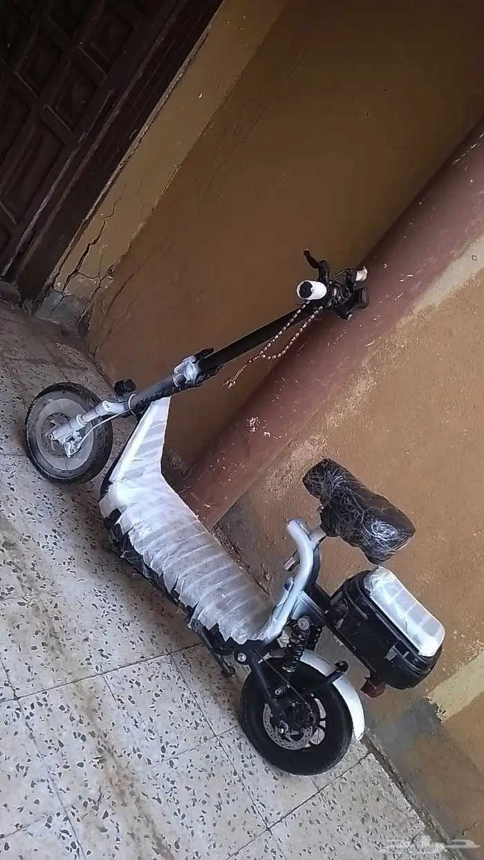سكوتر ابو شنطه فل كامل للبيع في الدرب 0
