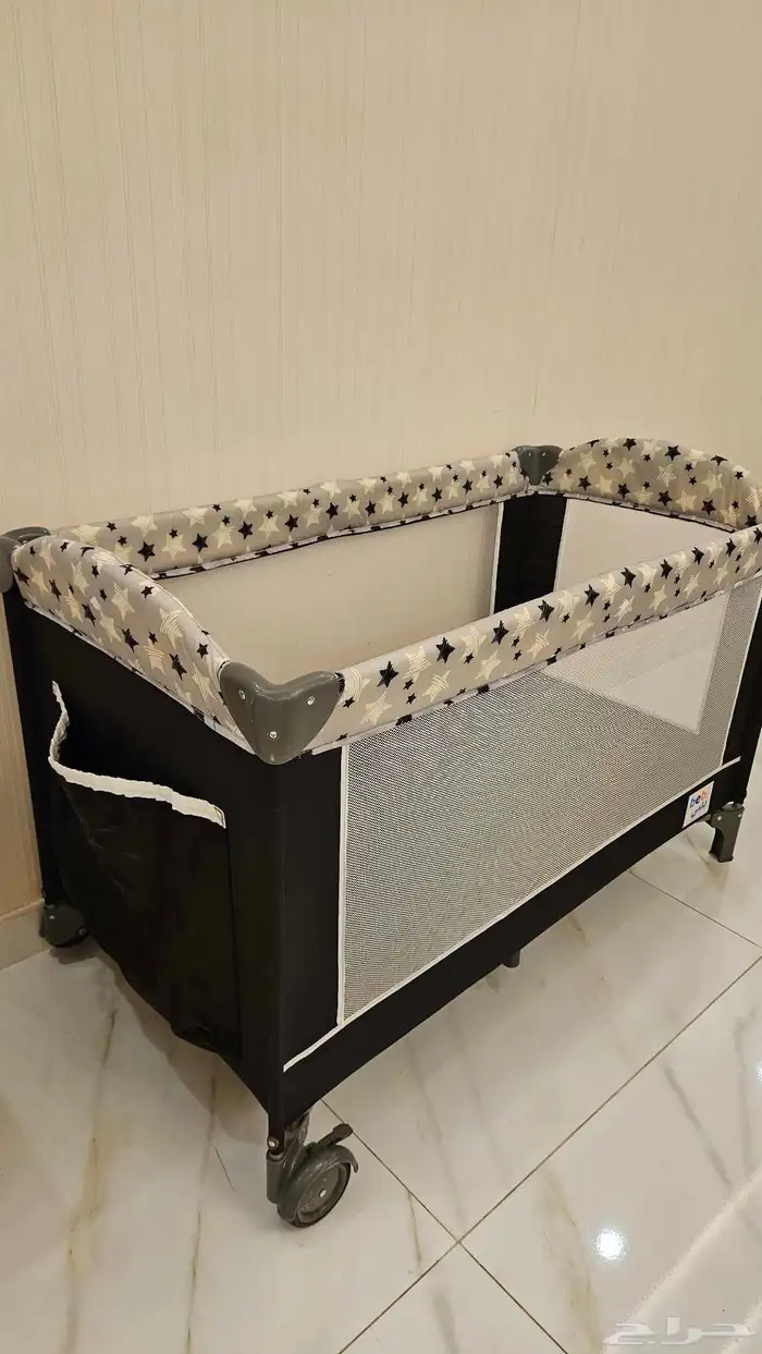سرير اطفال 0