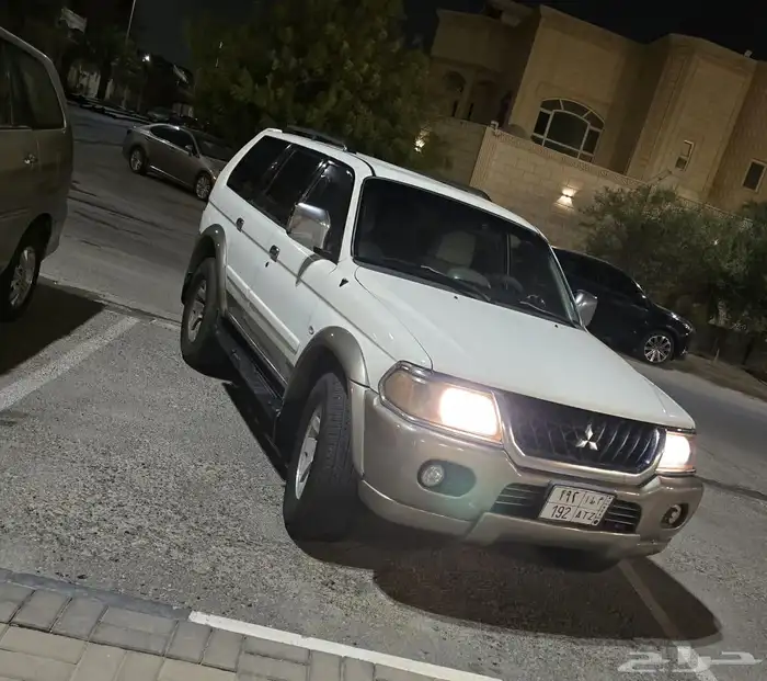 جيب موتسبيشي ناتيفا مديل 2004 الفحص جديد 0