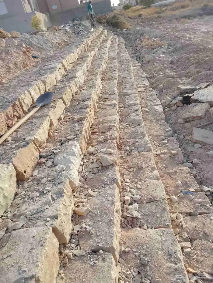 ابو صخر لجميع اعمال التراث والطين والحجر بانواعها 5