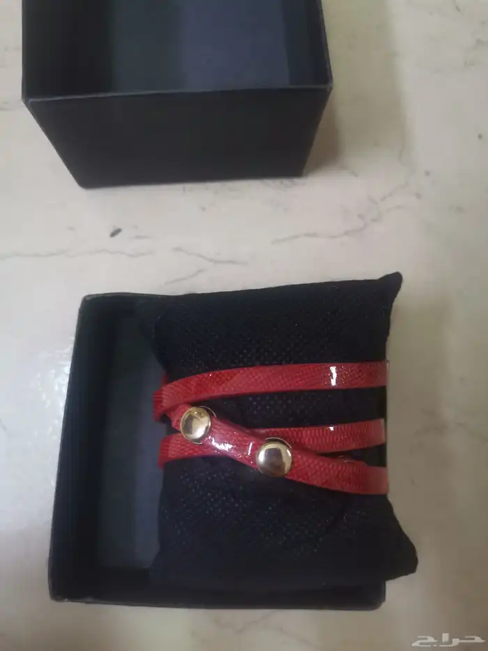 ساعة نسائية جديدة للبيع 1