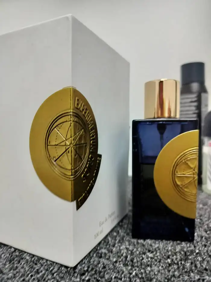 عطر فخم جدا اكسبرمنتم ايتات ليبر عطر نيش مستخدم 2