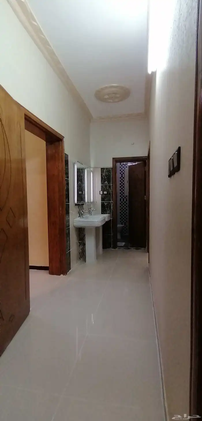 شقة جديدة للأيجار بالبيعة 1
